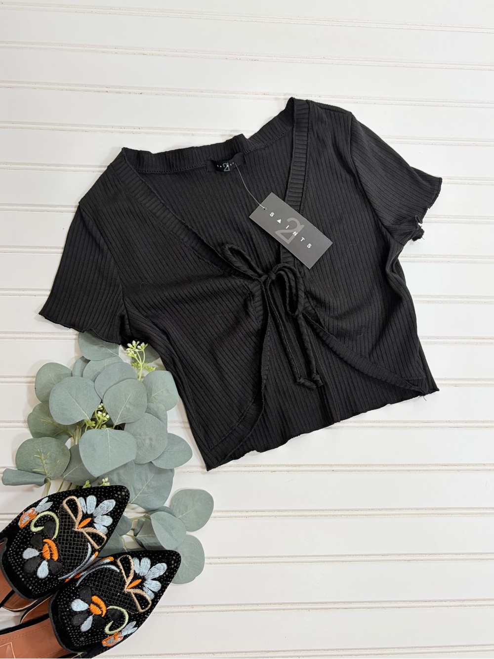 21 Saints Ribbed Tie Front Crop Top